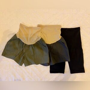 Lot of three maternity shorts- Size Large